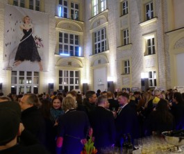 FLAGRIS - Professionelles Personal für jeden Anlass